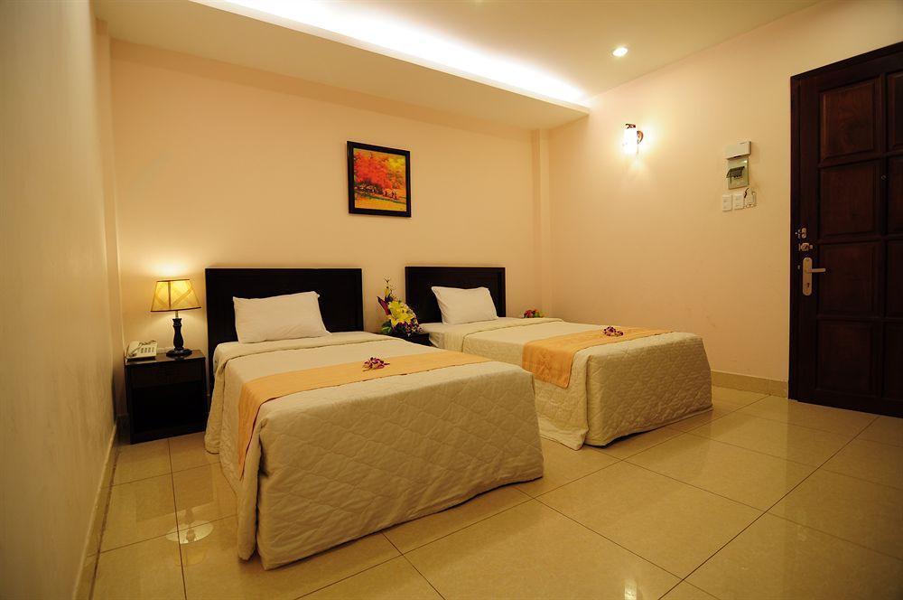 Phuoc Loc Tho 1 Hotel Cidade de Ho Chi Minh Exterior foto