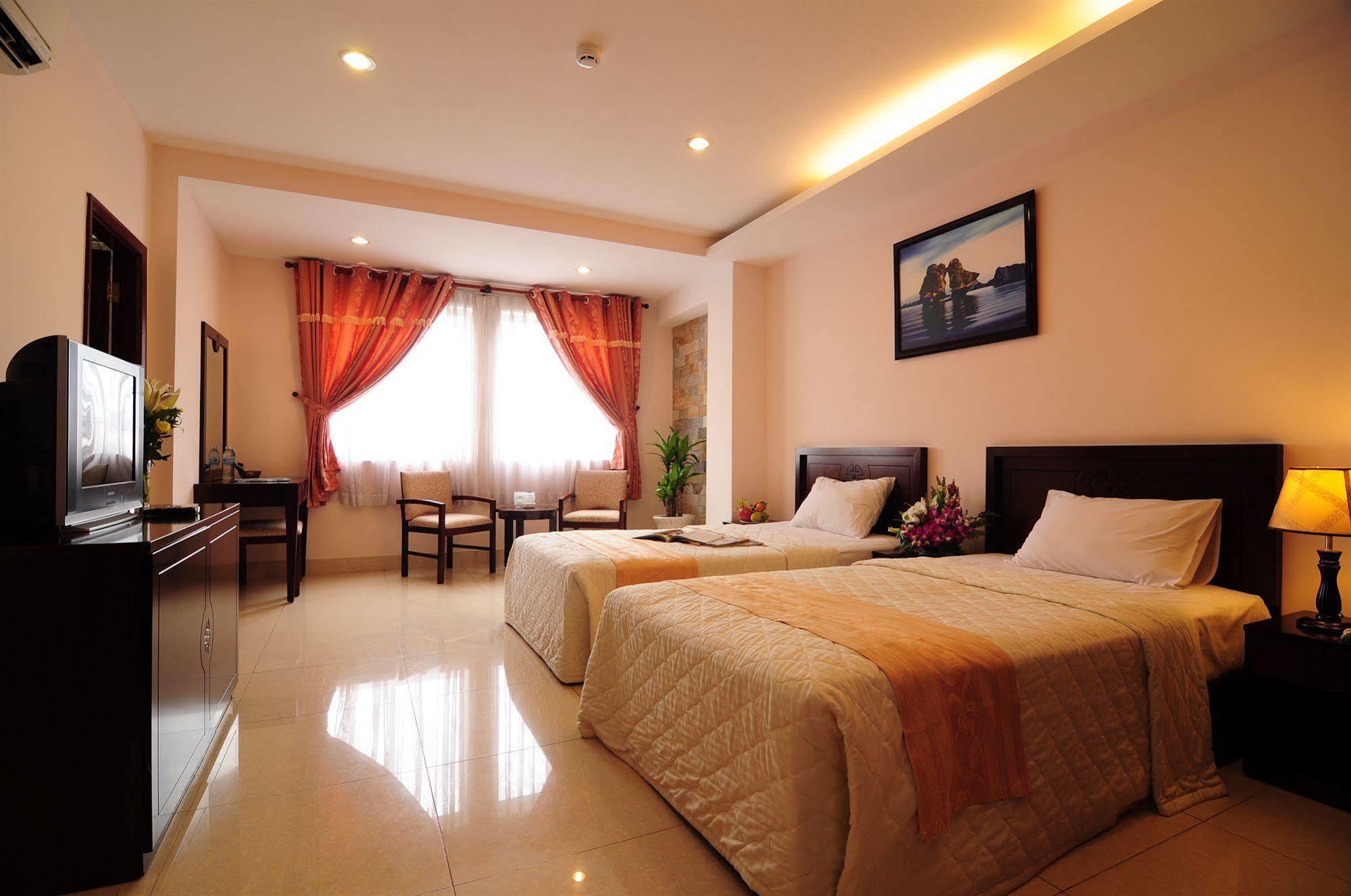 Phuoc Loc Tho 1 Hotel Cidade de Ho Chi Minh Exterior foto