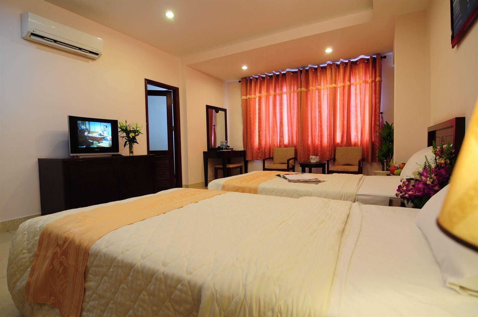 Phuoc Loc Tho 1 Hotel Cidade de Ho Chi Minh Exterior foto