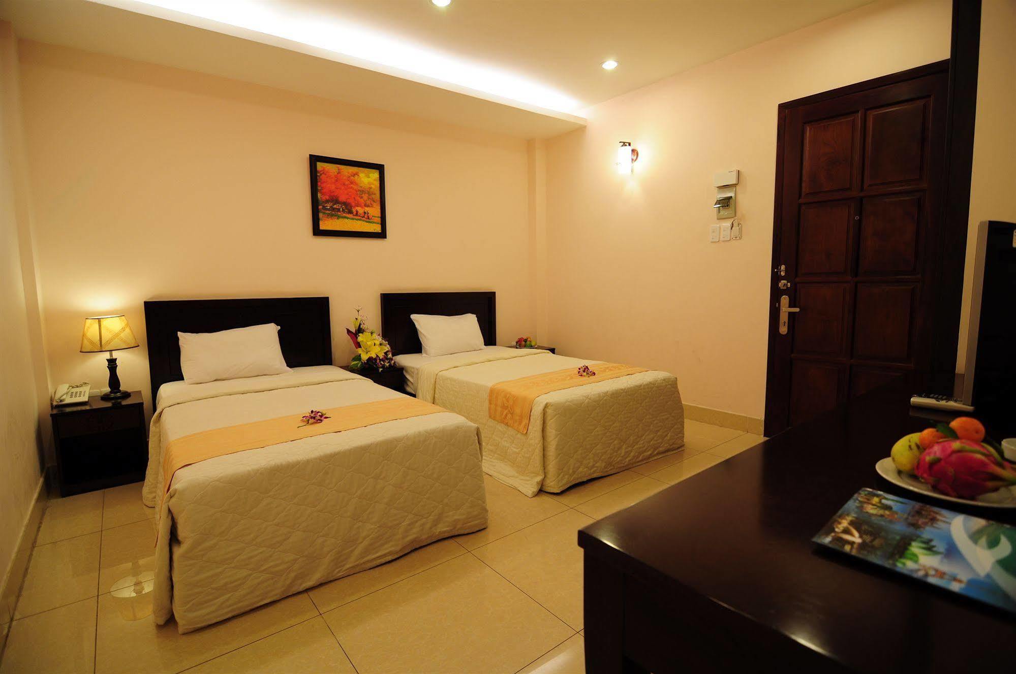 Phuoc Loc Tho 1 Hotel Cidade de Ho Chi Minh Exterior foto